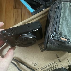 Sweet compact little camera. Excellent Zeiss lense w/zoom